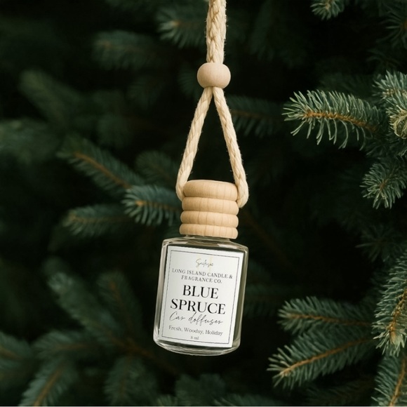 Blue Spruce Hanging Car Diffuser | Fresh Woodsy Holiday Scent New - Picture 5 of 7